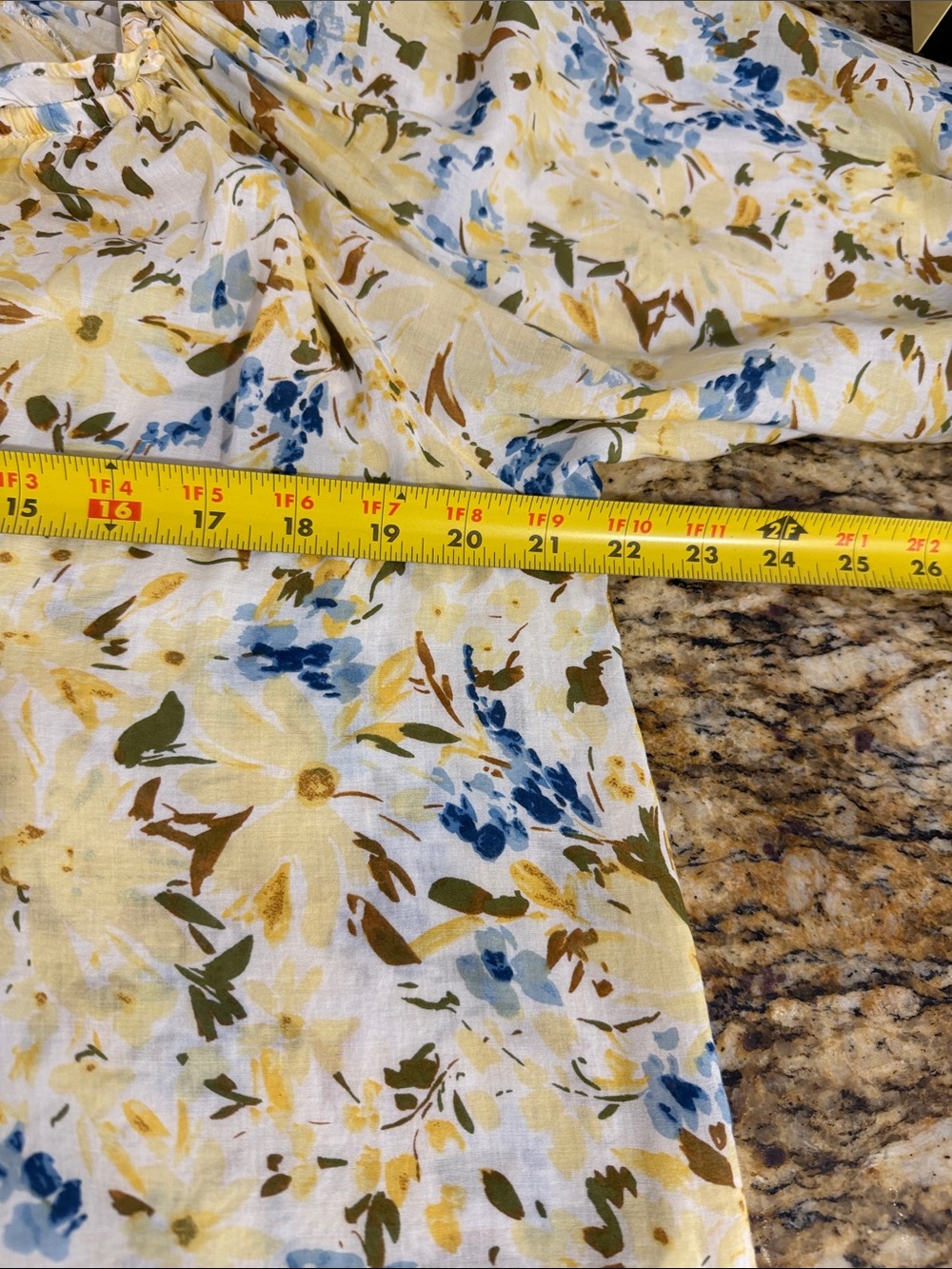 Vineyard Vines Yellow Blue Floral Split Neck Peasant Blouse Size M - Picture 7 of 8